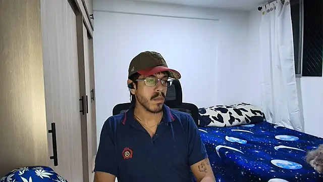 naitt  online show from November 29, 1:52 am