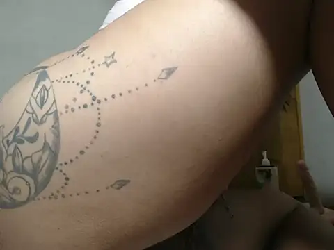 Snapshot of Valery_prinss chatting on November 29, 7:00 am Valery prinss online show from November 29, 7:00 am