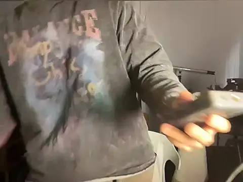 Snapshot of Juhone chatting on November 27, 6:48 am Juhone online show from November 27, 6:48 am