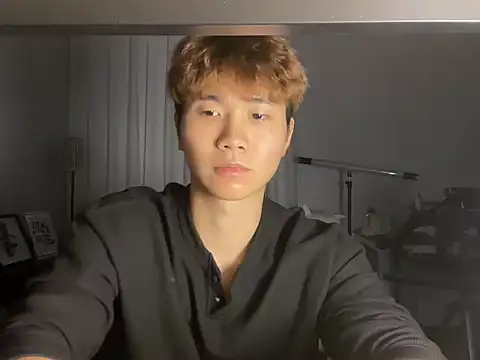 Snapshot of Juhone chatting on November 28, 8:50 am Juhone online show from November 28, 8:50 am