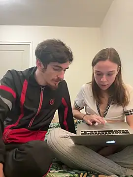 DuoDesir1 online show from February 15, 7:32 pm