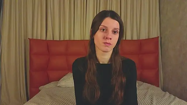 VelvetNyxen online show from December 4, 2:15 pm