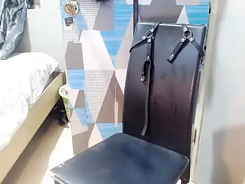 Savannah Cock online show from December 18, 1:28 pm