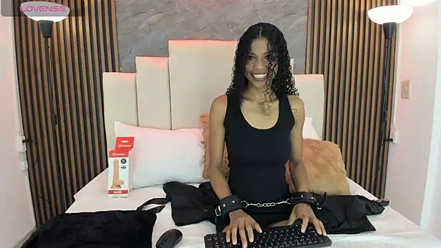 catiusca reyes 03 online show from December 4, 2:15 pm