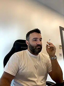 Snapshot of Yasinozturk3232 chatting on November 21, 8:46 am Yasinozturk3232 online show from November 21, 8:46 am