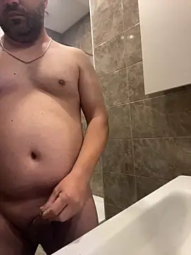 Snapshot of Yasinozturk3232 chatting on December 1, 11:48 am Yasinozturk3232 online show from December 1, 11:48 am