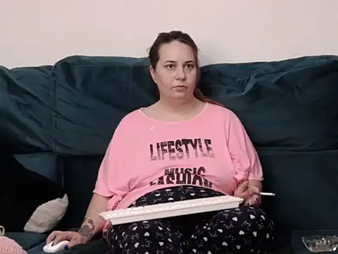 EmilyJenner online show from March 30, 2:23 am