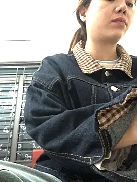 Miumiu95x online show from December 14, 5:51 pm