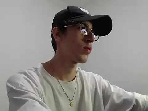 Dio  morningstar online show from November 21, 5:17 am