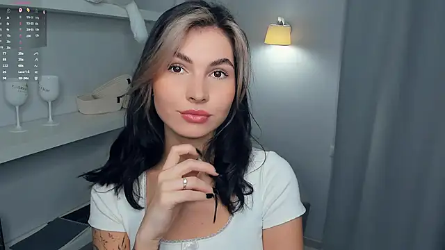 Snapshot of FeliciaKogen chatting on November 25, 7:19 am FeliciaKogen online show from November 25, 7:19 am