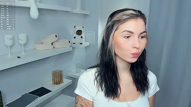 Snapshot of FeliciaKogen chatting on November 30, 7:12 am FeliciaKogen online show from November 30, 7:12 am