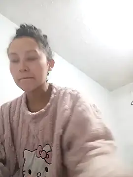 Snapshot of pettymoon1 chatting on December 17, 7:09 pm pettymoon1 online show from December 17, 7:09 pm