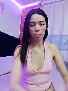 Snapshot of AngelsJuls chatting on November 18, 10:47 pm AngelsJuls online show from November 18, 10:47 pm