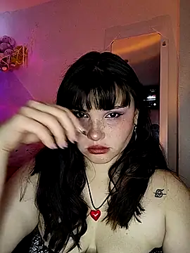 Bloodsweet online show from December 3, 5:15 am