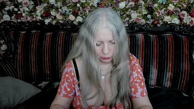 mariabelladonna online show from April 2, 10:57 am