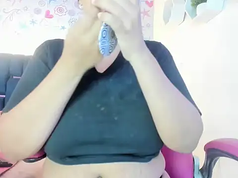 ISA RIVAS online show from November 30, 12:31 pm