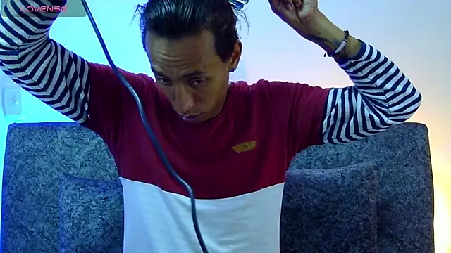 liam  blake online show from December 15, 10:36 pm