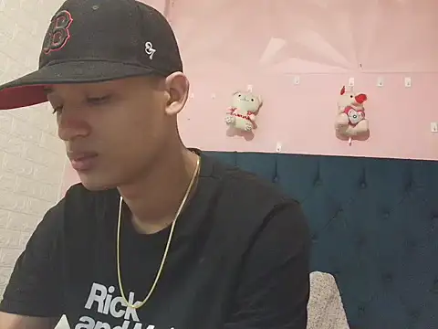 Snapshot of saniasex2025 chatting on November 29, 2:42 pm saniasex2025 online show from November 29, 2:42 pm