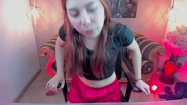 Snapshot of Isabela_clk chatting on December 4, 7:11 pm Isabela clk online show from December 4, 7:11 pm