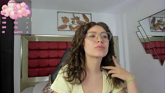 MarieTaylor  online show from February 18, 6:26 pm