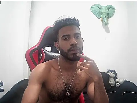 Snapshot of alberthot11 chatting on November 23, 8:25 am alberthot11 online show from November 23, 8:25 am