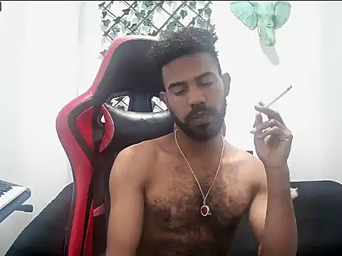 Snapshot of alberthot11 chatting on December 3, 3:36 am alberthot11 online show from December 3, 3:36 am