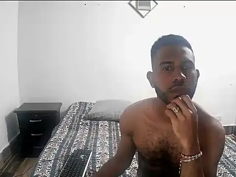 alberthot11 online show from January 18, 4:11 pm