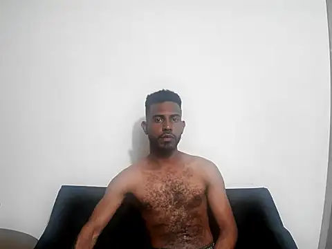 alberthot11 online show from March 29, 5:51 am