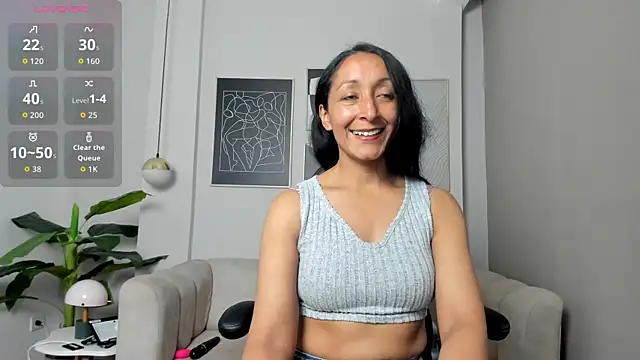 Snapshot of Violet_Kumar chatting on November 21, 8:18 pm Violet Kumar online show from November 21, 8:18 pm