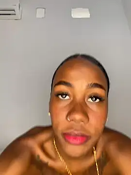 Snapshot of Onix_couple chatting on December 5, 7:21 pm Onix couple online show from December 5, 7:21 pm