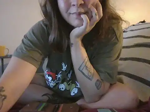 Snapshot of xxxluana chatting on November 19, 4:34 am xxxluana online show from November 19, 4:34 am