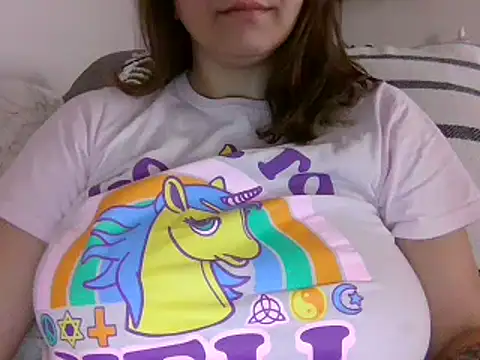 Snapshot of xxxluana chatting on November 27, 11:34 am xxxluana online show from November 27, 11:34 am