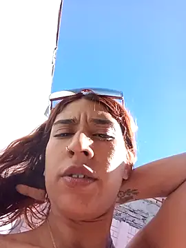 Snapshot of cata_bronw chatting on December 13, 8:25 pm cata bronw online show from December 13, 8:25 pm