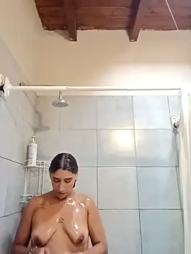 Snapshot of cata_bronw chatting on February 4, 4:57 pm cata bronw online show from February 4, 4:57 pm