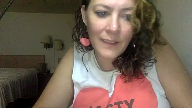 whitecream88 online show from November 30, 3:27 pm