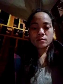 bela-hayes online show from December 5, 1:42 pm