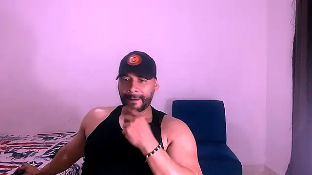 musclehetero online show from November 25, 11:05 pm