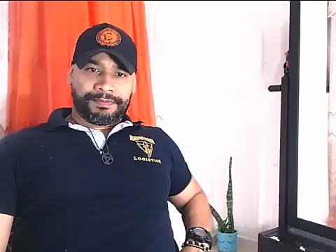 musclehetero online show from May 29, 5:44 pm