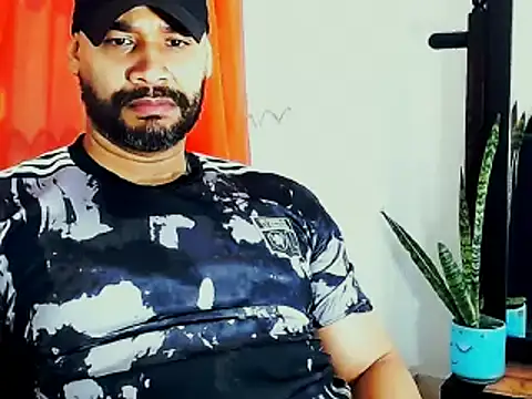 musclehetero online show from May 31, 11:17 am