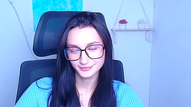 Snapshot of Stella_XO chatting on November 25, 6:35 am Stella XO online show from November 25, 6:35 am