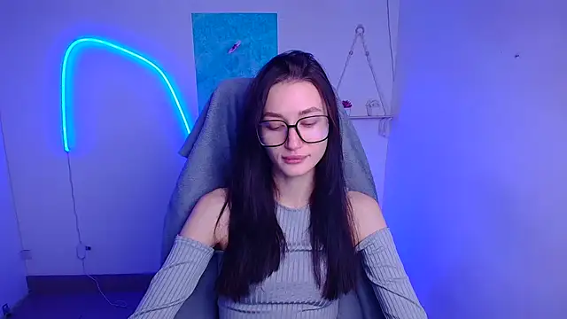 Snapshot of Stella_XO chatting on January 10, 6:37 am Stella XO online show from January 10, 6:37 am