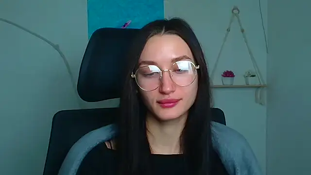 Snapshot of Stella_XO chatting on February 19, 6:31 am Stella XO online show from February 19, 6:31 am