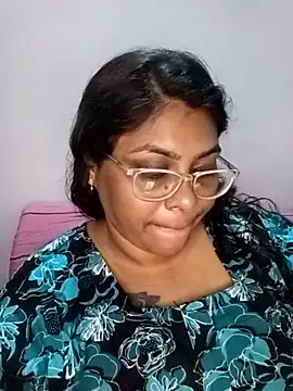 Riya-mallus online show from November 21, 12:04 pm