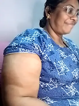 Riya-mallus online show from November 29, 7:28 pm