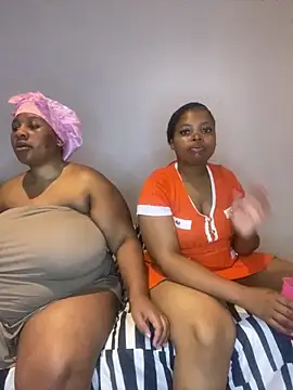 CamilaXXX20 online show from March 20, 6:13 pm