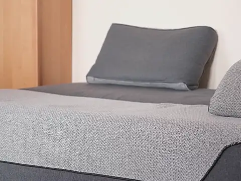 Snapshot of krzysjg chatting on February 6, 11:24 am krzysjg online show from February 6, 11:24 am