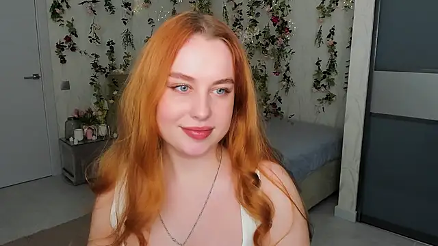 Snapshot of AirySilhouette chatting on December 3, 10:02 am AirySilhouette online show from December 3, 10:02 am