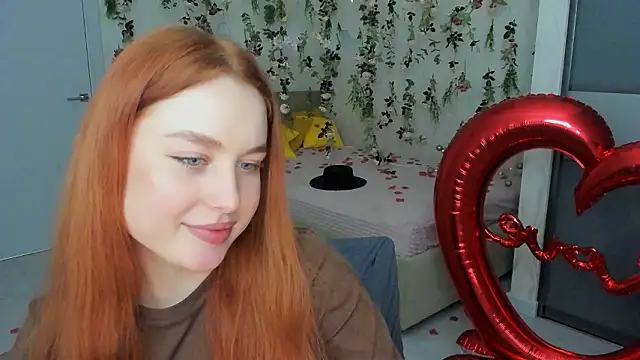 AirySilhouette online show from February 14, 4:04 pm