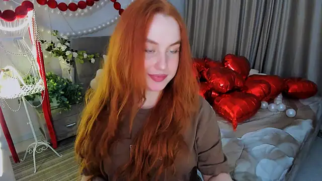 AirySilhouette online show from February 15, 6:15 pm