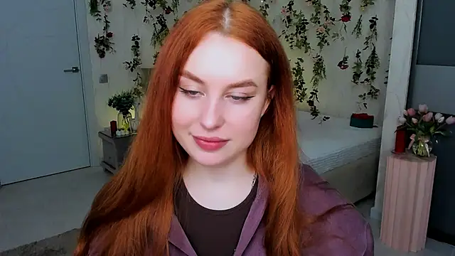 AirySilhouette online show from April 4, 7:22 pm